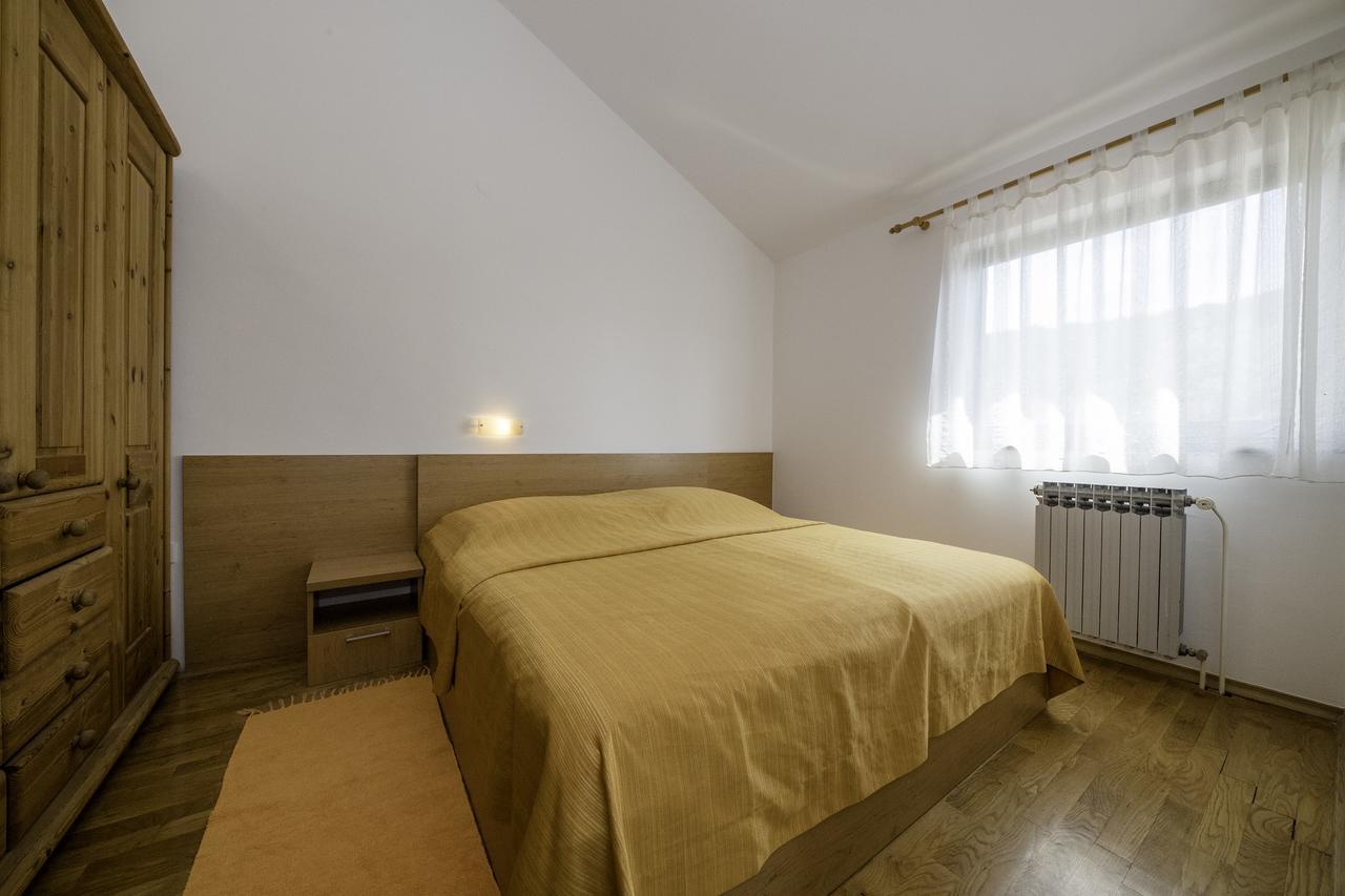 Apartments Dedic Supetarska Draga Exterior photo